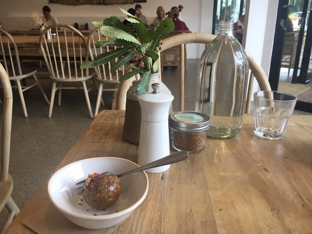 Food & drink, VanillaFood Organic Cafe