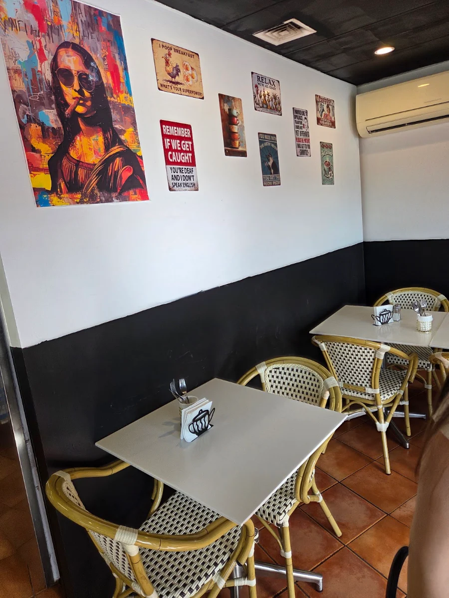 Vibe, Bonanza Cafe