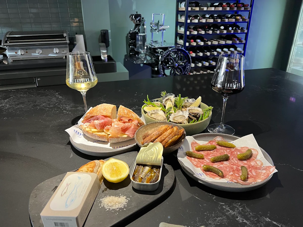 Food & drink, Sardine CANTINA