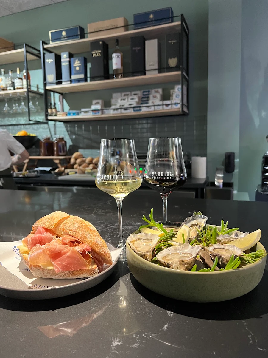 Food & drink, Sardine CANTINA