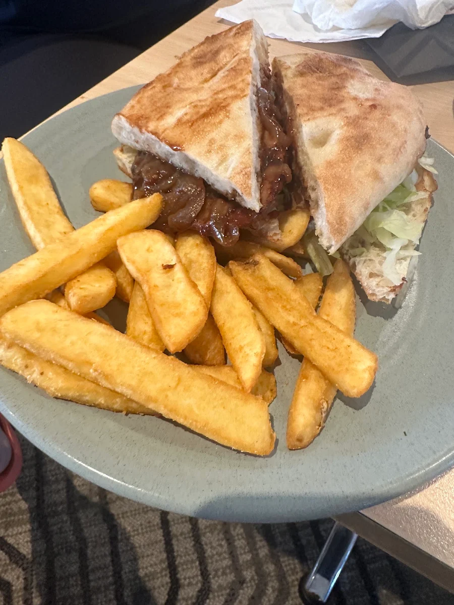 Food & drink, Parkhurst Tavern