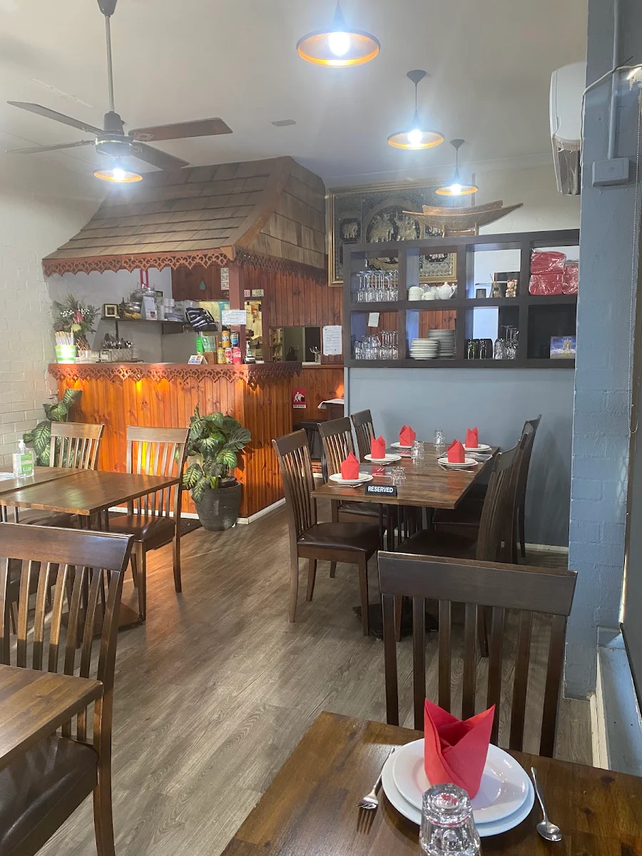 Vibe, Avoca Thai