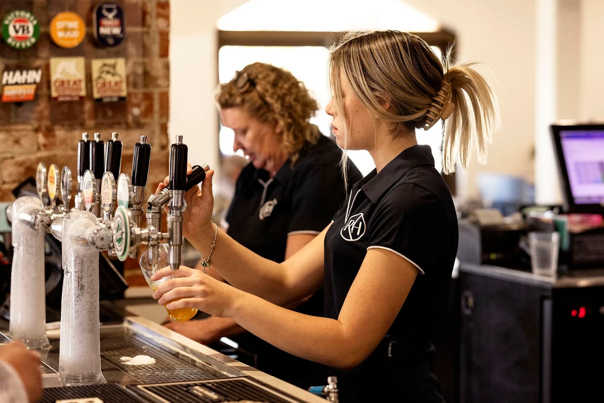 Vibe, Railway Hotel Gunnedah