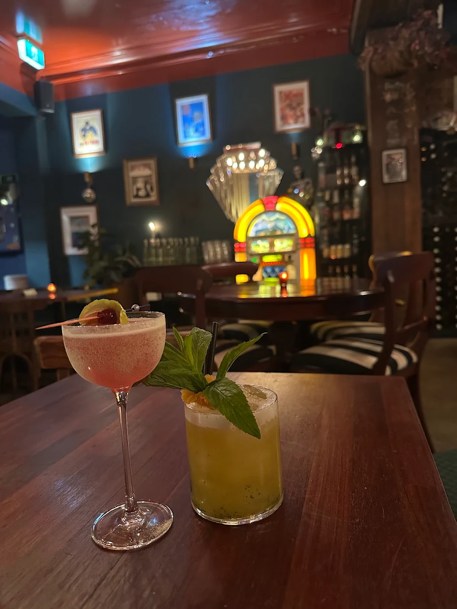 Food & drink, UNCANNY Newtown