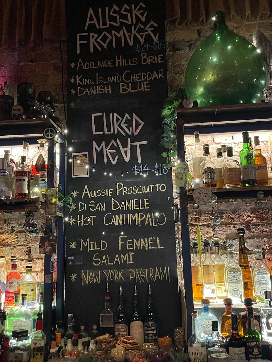 Menu, UNCANNY Newtown