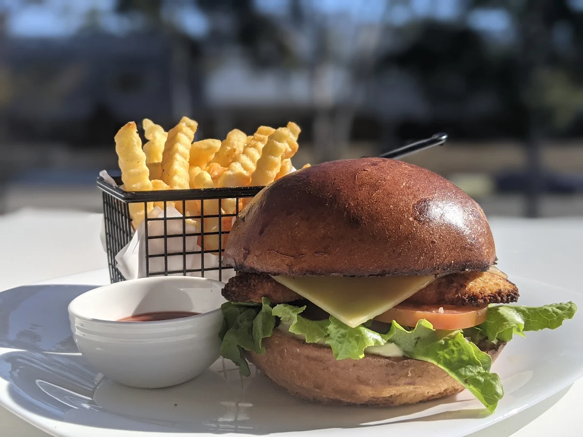Food & drink, La Piccolo