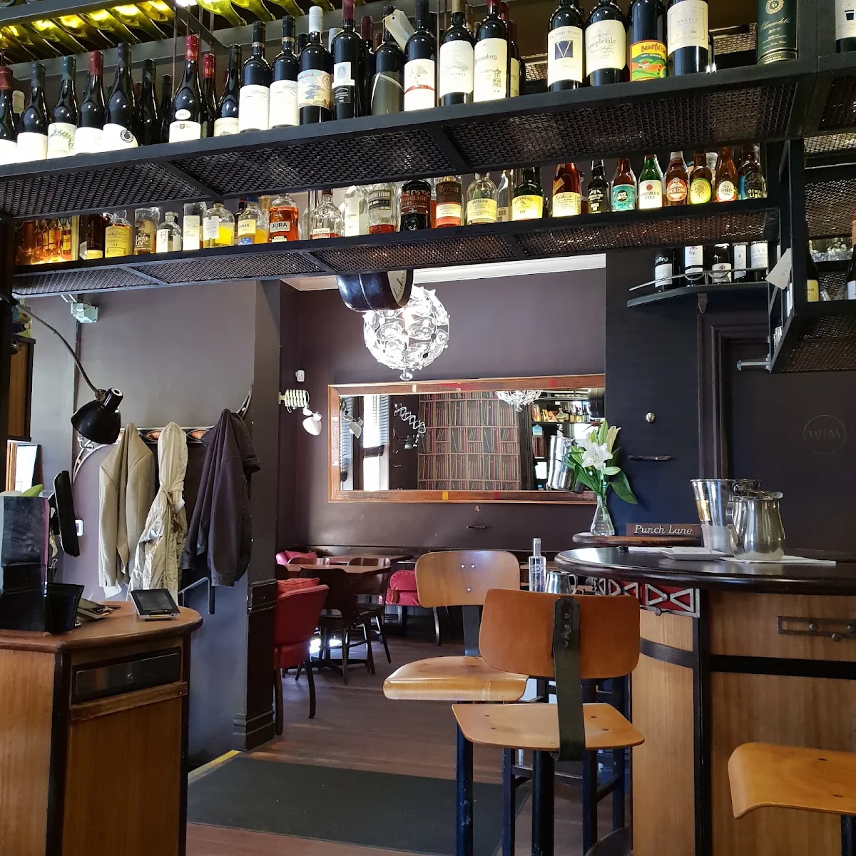 Vibe, Punch Lane Wine Bar & Restaurant