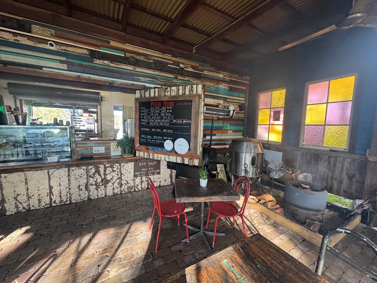 Vibe, Coolongolook Smokehouse
