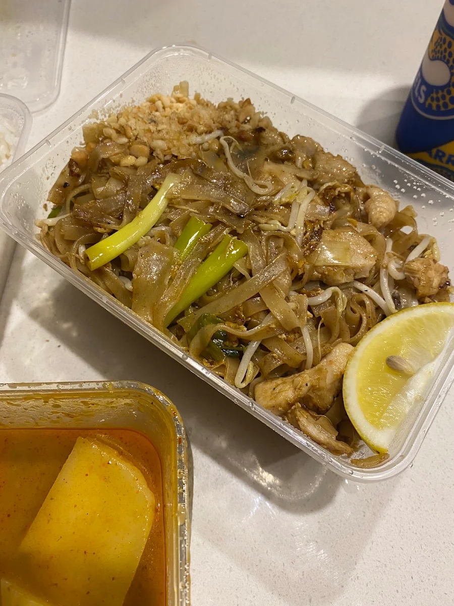 Food & drink, SR Thai Restaurant