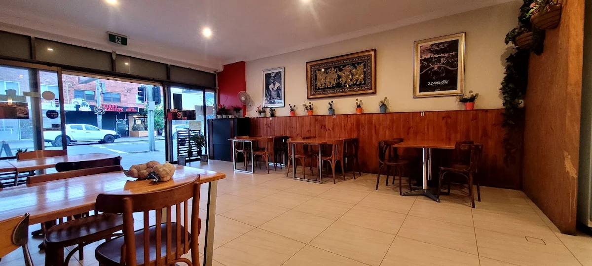 Vibe, SR Thai Restaurant