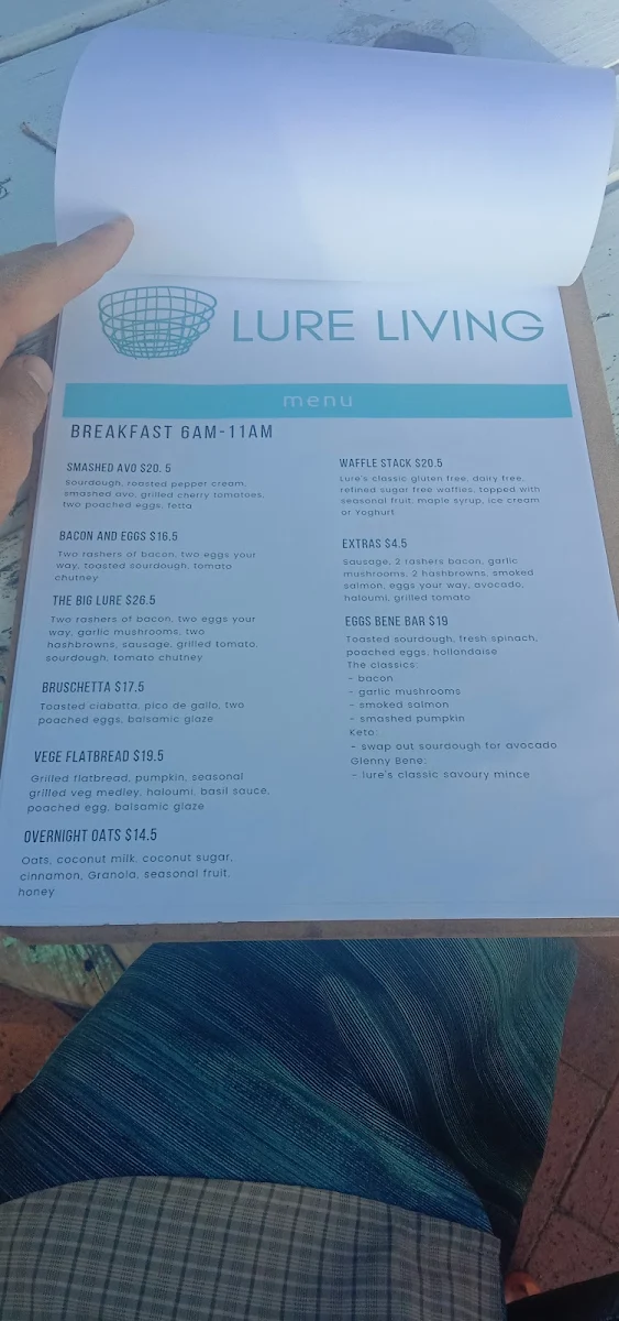 Menu, Lure Living
