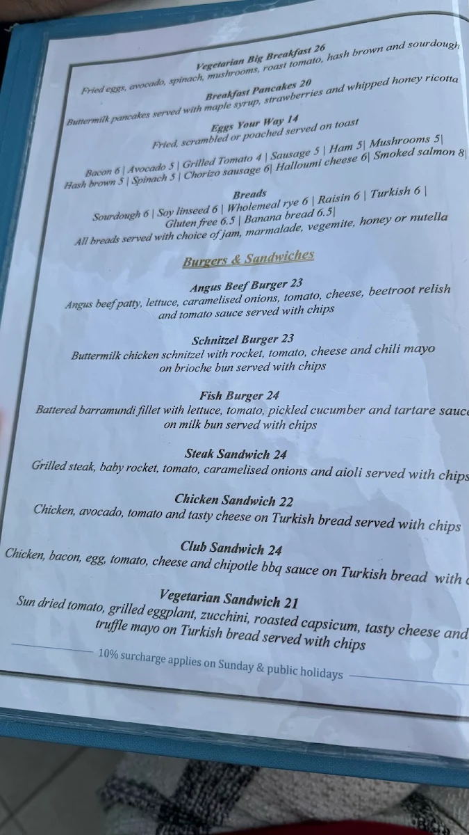 Menu, La Petite Birkenhead