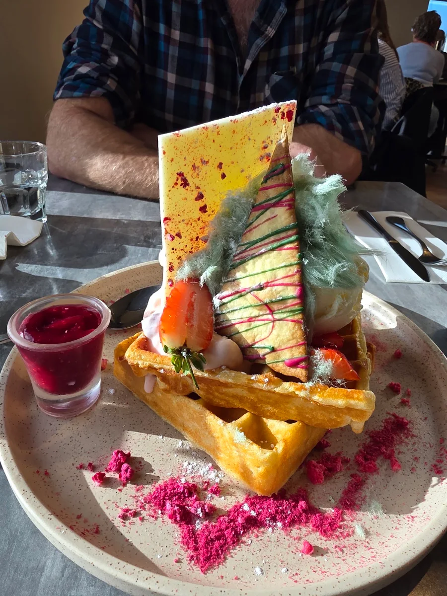 Food & drink, Windows On Westella