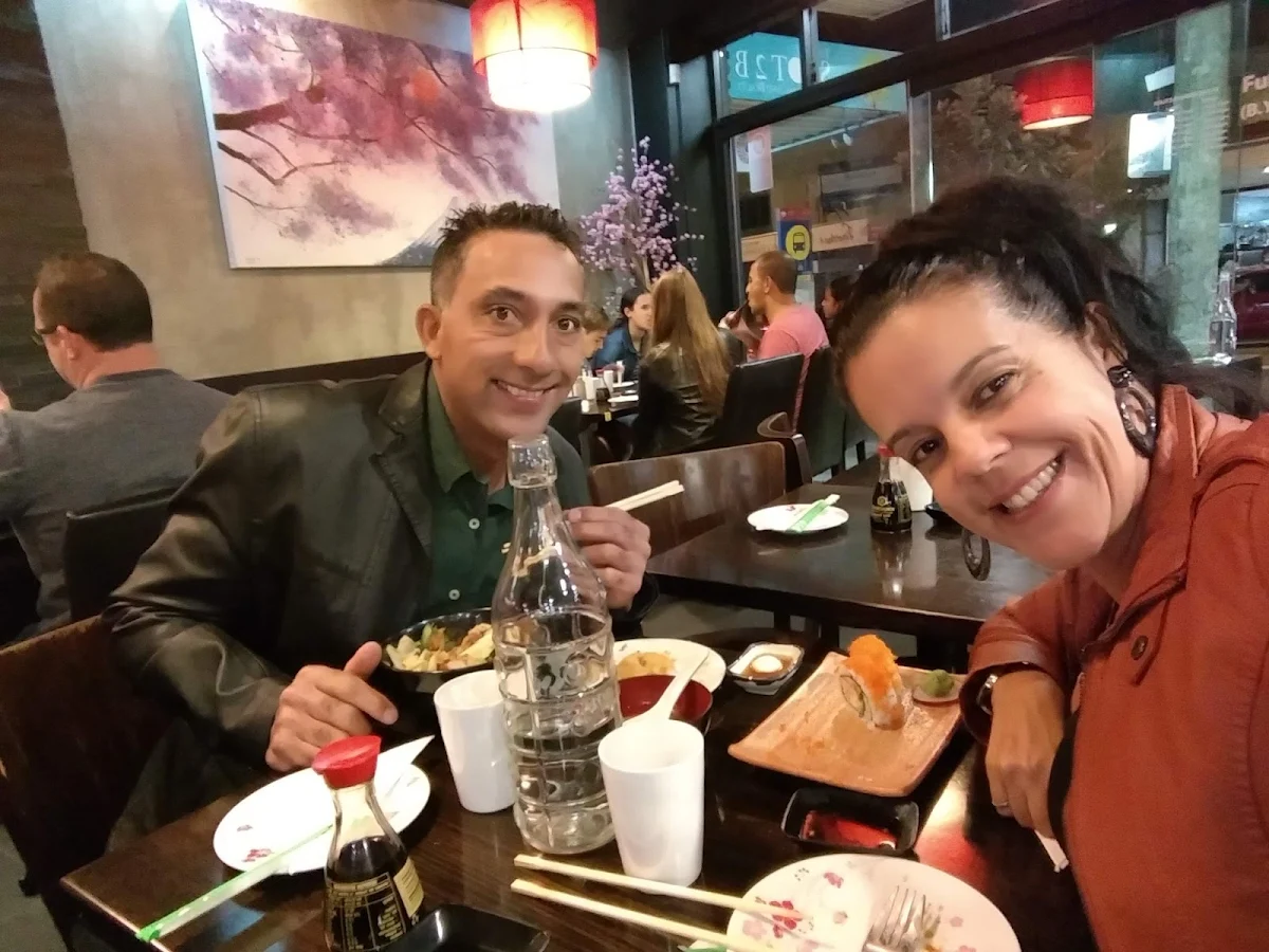 Vibe, KinJo Japanese Restaurant & Sushi Bar
