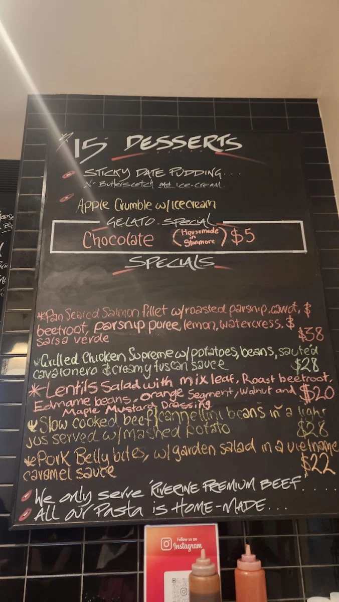 Menu, North Annandale Hotel