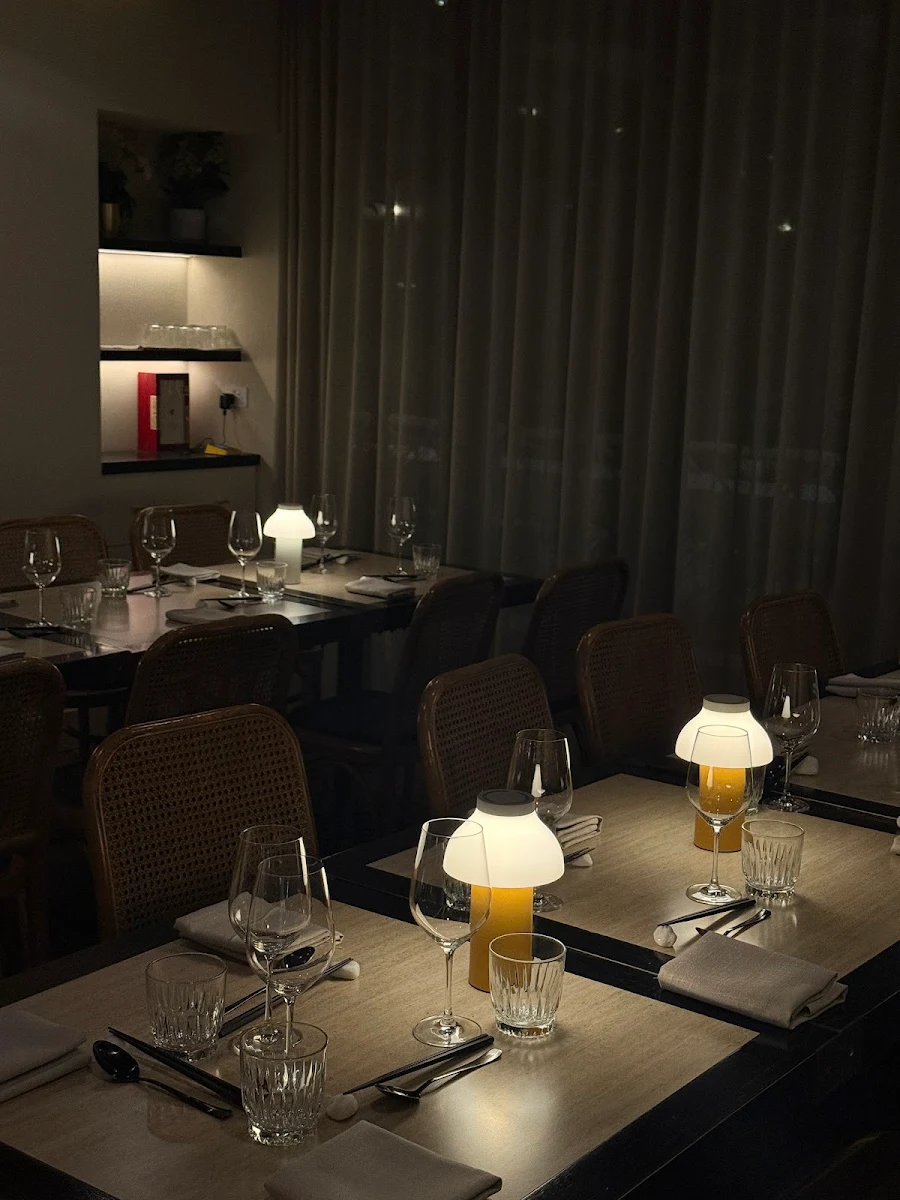 Vibe, Lanterne Rooms