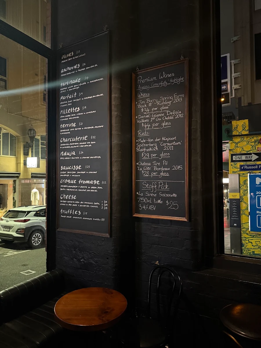 Menu, Bijou Bottle Store
