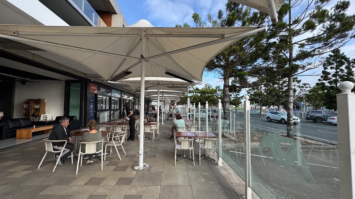 Vibe, Panache Cafe and Creperie