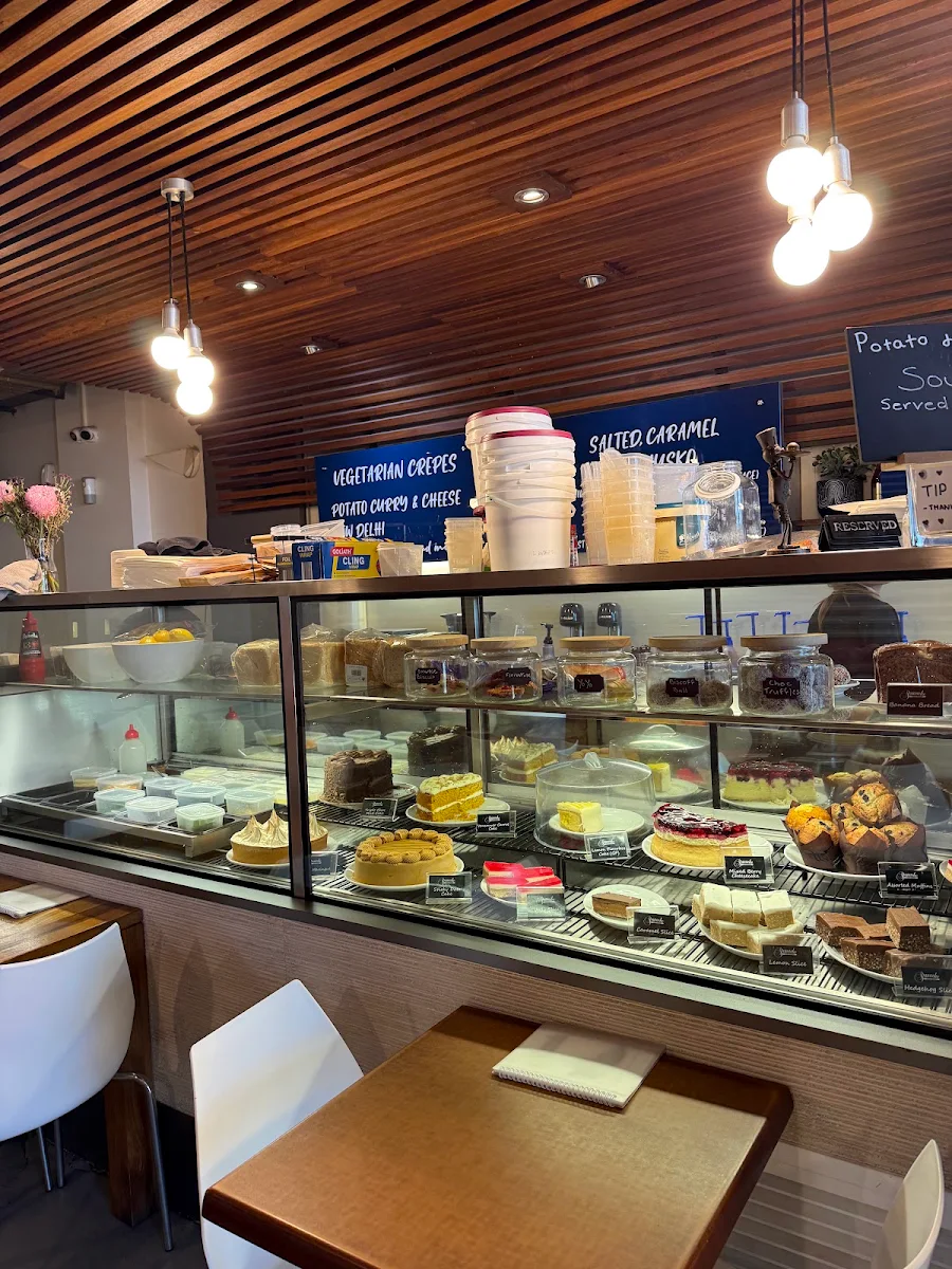Vibe, Panache Cafe and Creperie