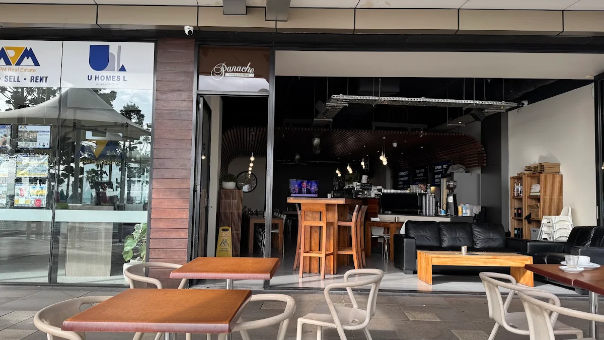 Vibe, Panache Cafe and Creperie