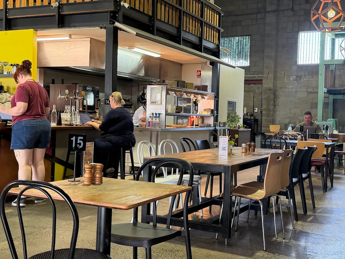 Vibe, Extraction Artisan Coffee