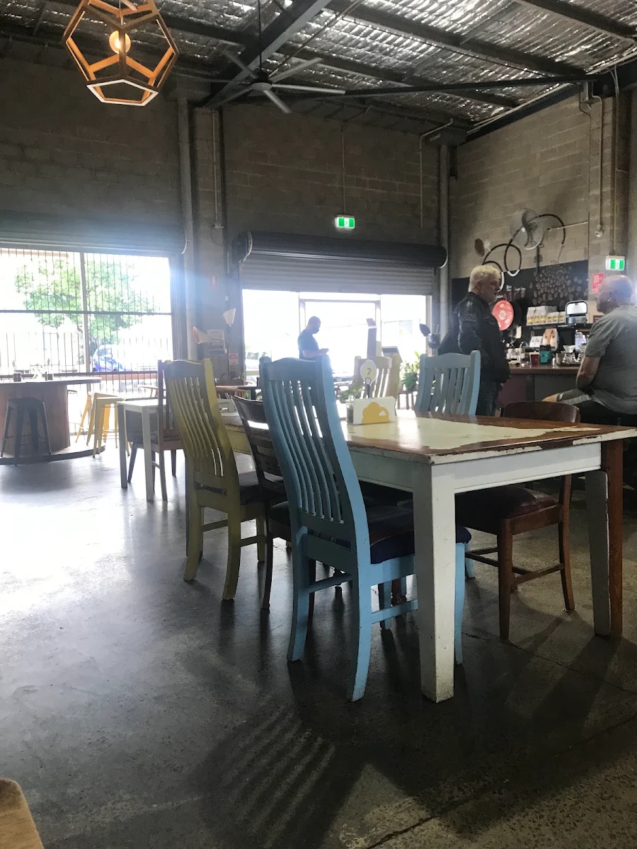Vibe, Extraction Artisan Coffee