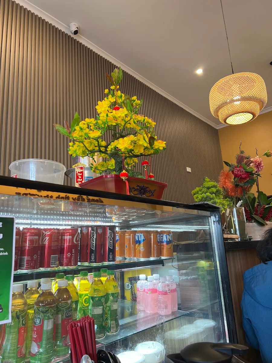 Vibe, Pho Nho Clayton