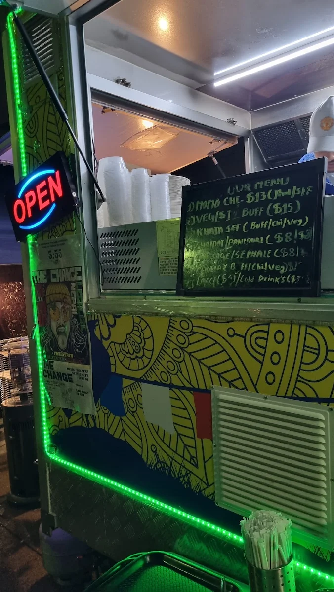 Menu, MoMo Vibe Ashfield (Food Truck)
