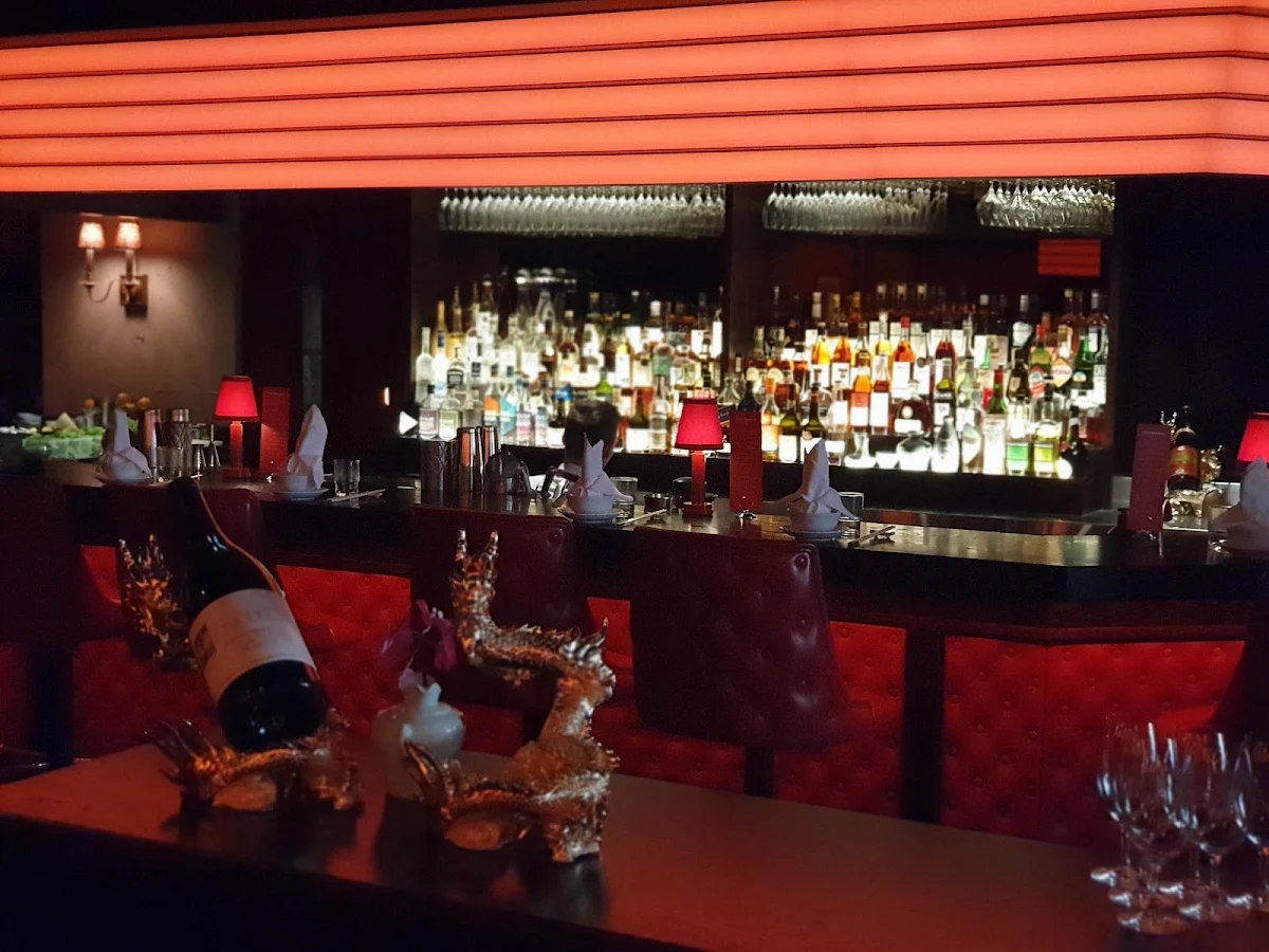 Vibe, Grandfather's Restaurant