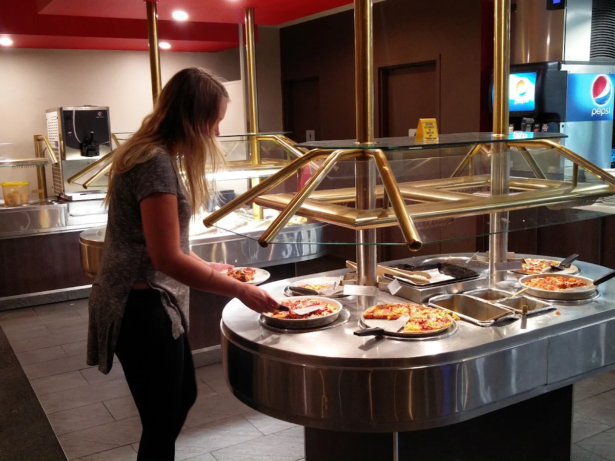 Vibe, Pizza Hut