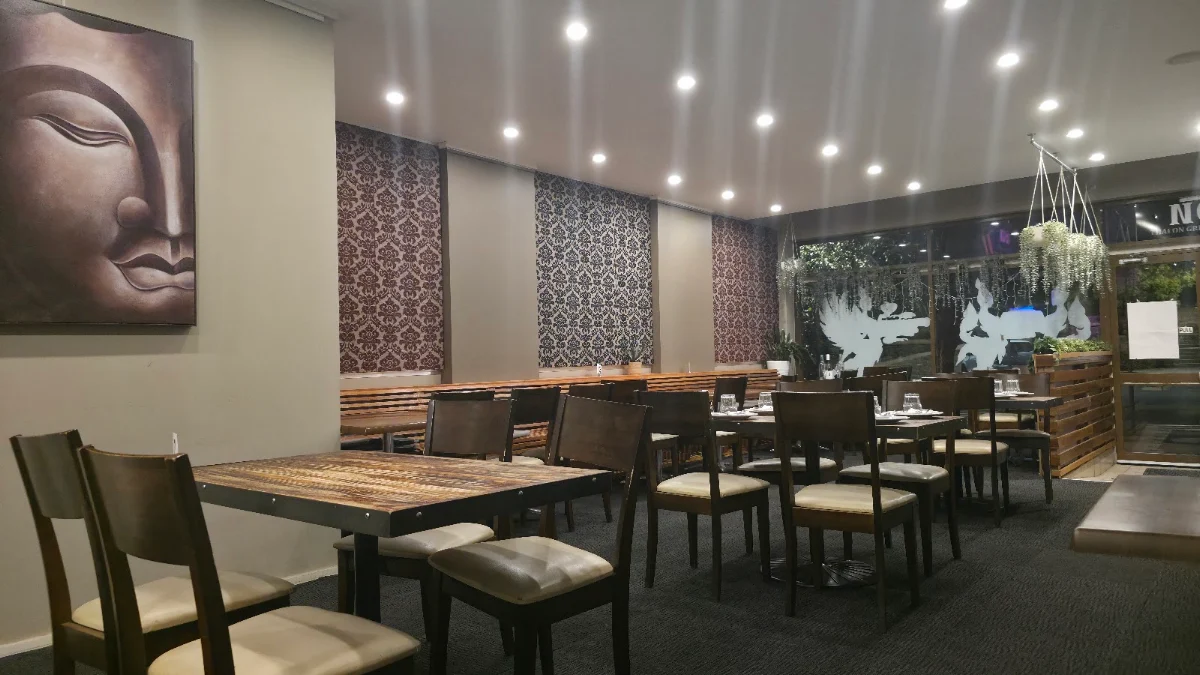 Vibe, No. 8 Thai on Griffith