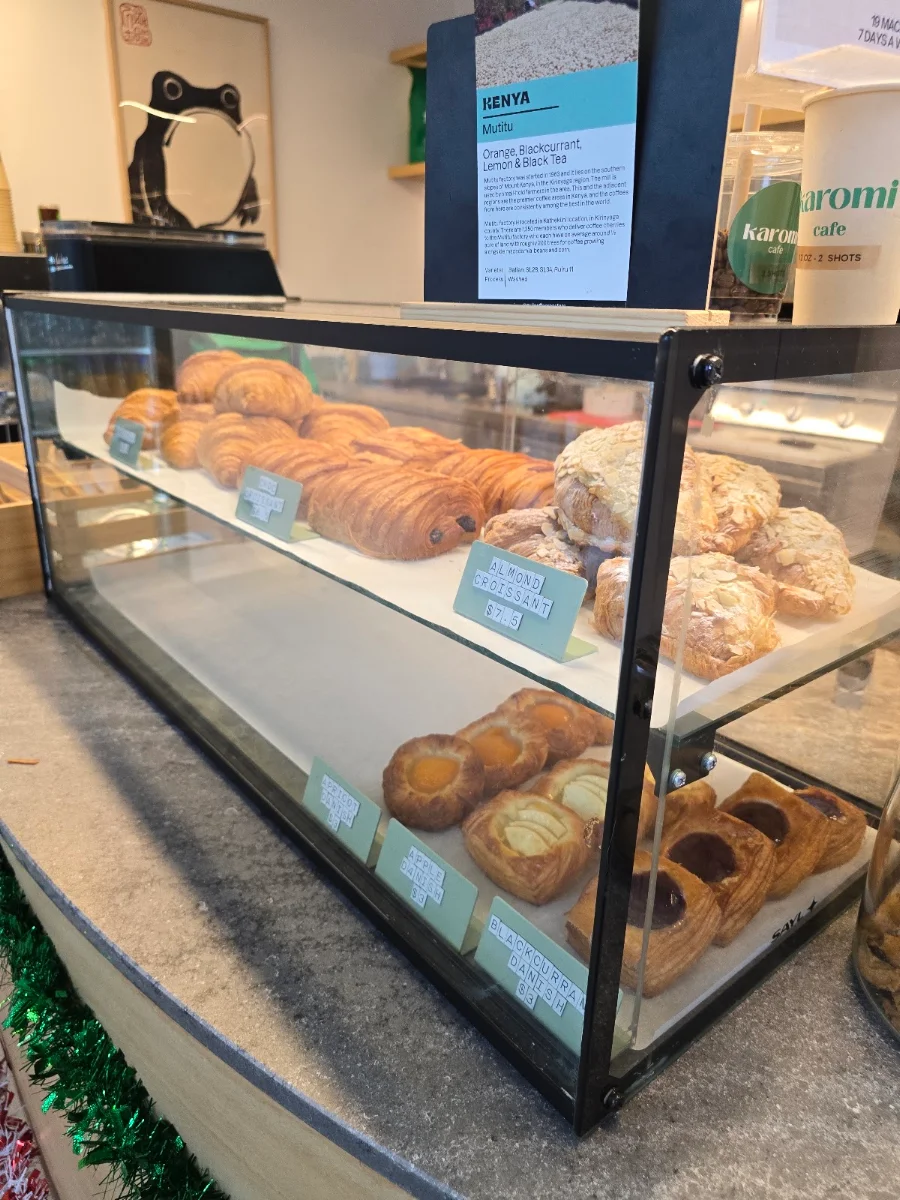 Vibe, Karomi Cafe - Mackenzie Street