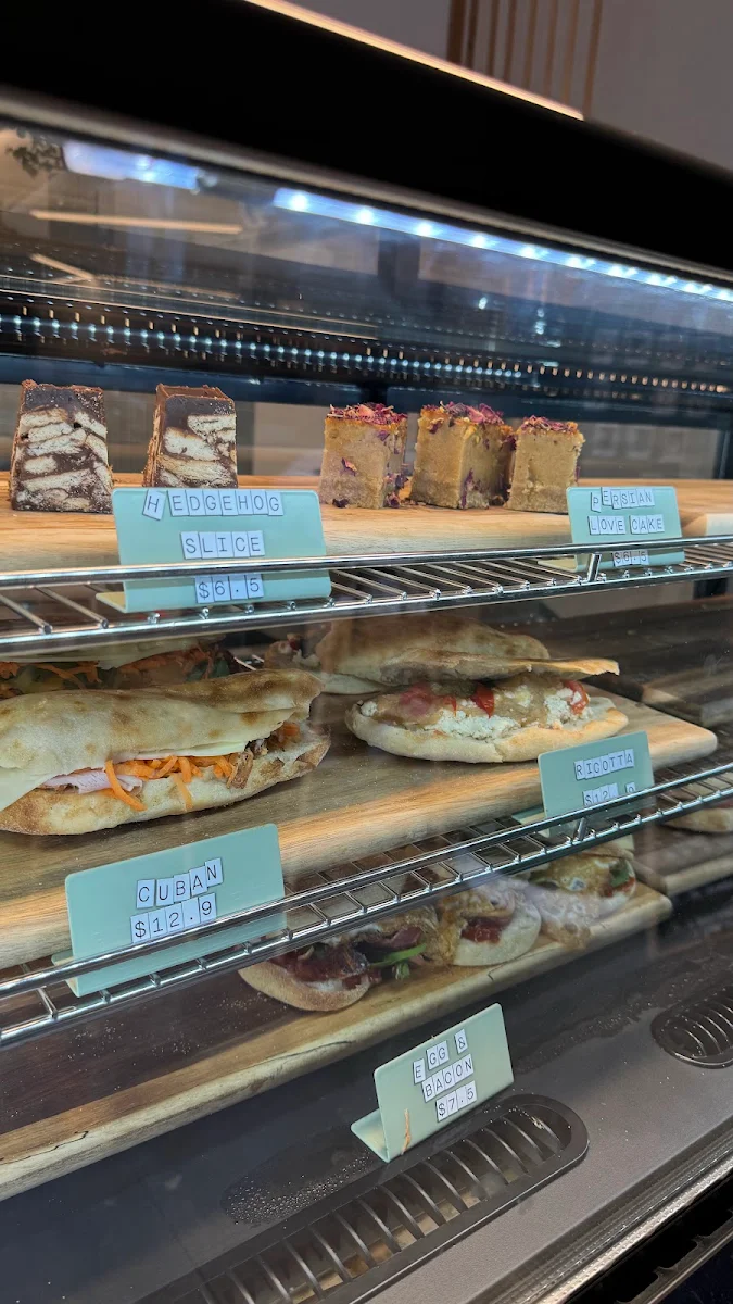 Vibe, Karomi Cafe - Mackenzie Street