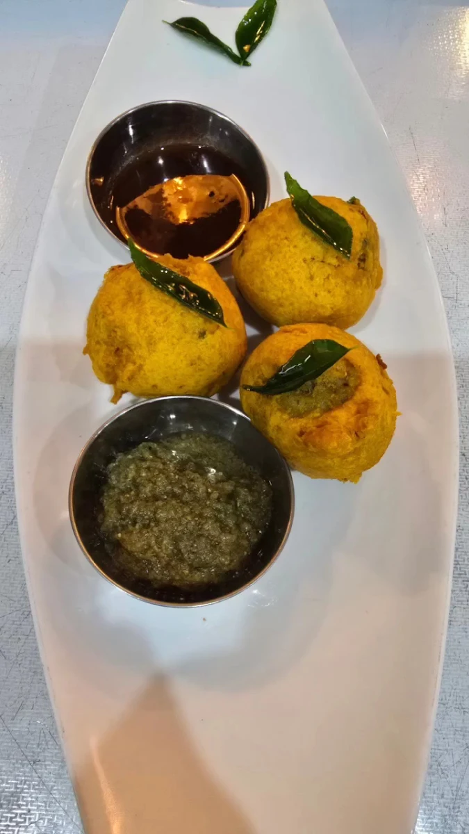 Vibe, Laung Lachee Indian Restaurant