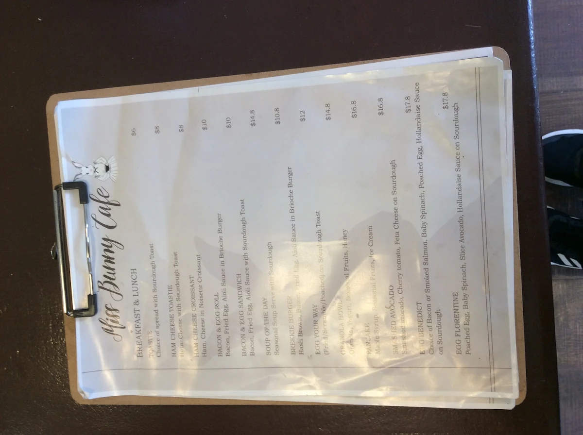 Menu, Miss Bunny Café