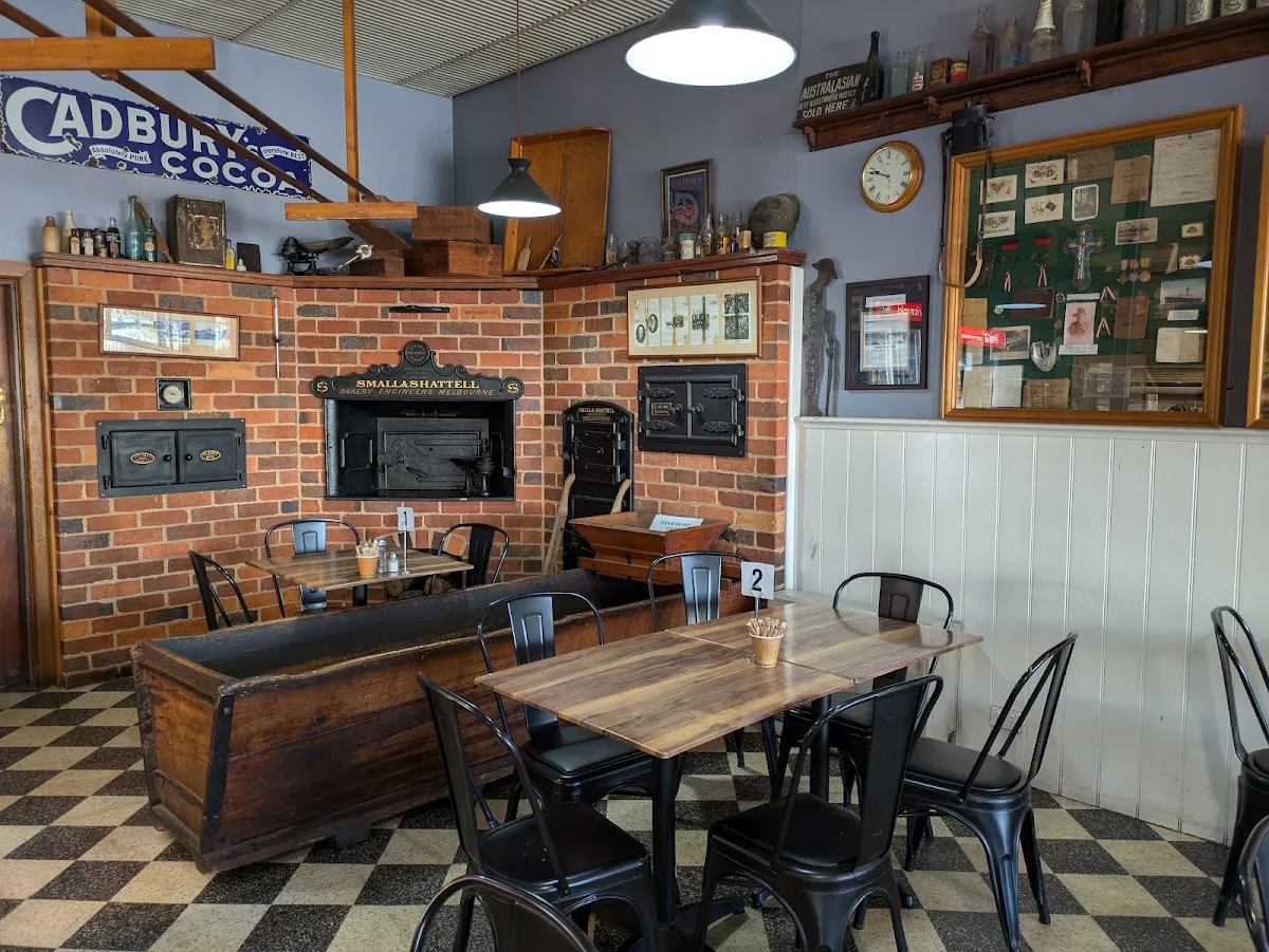 Vibe, Hides Bakery
