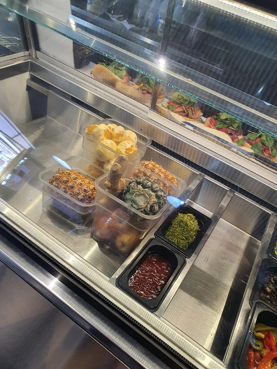 Vibe, Hides Bakery