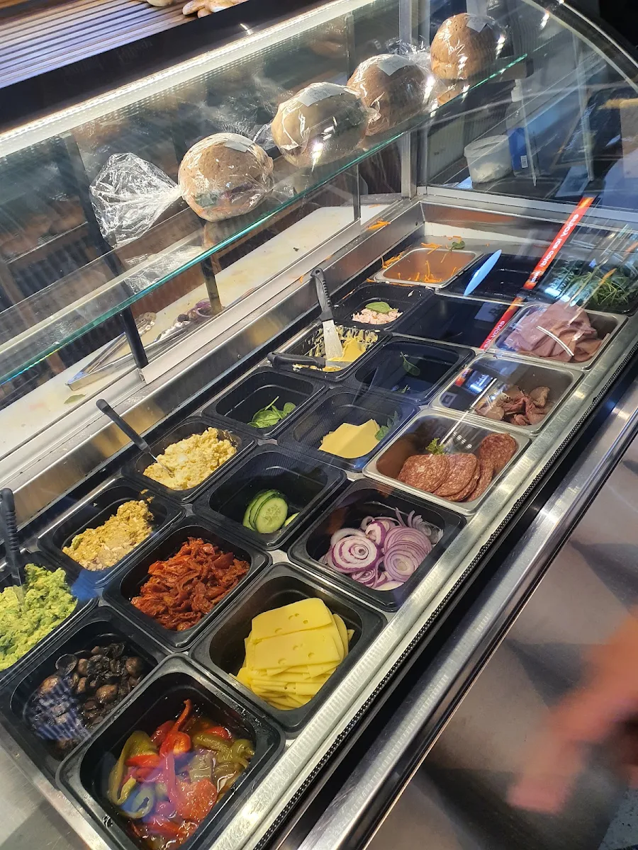 Vibe, Hides Bakery