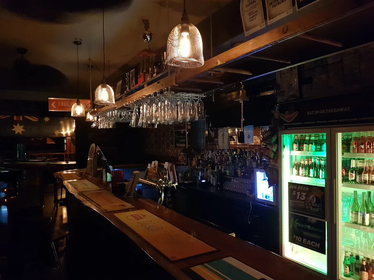 Vibe, The Downunder Bar