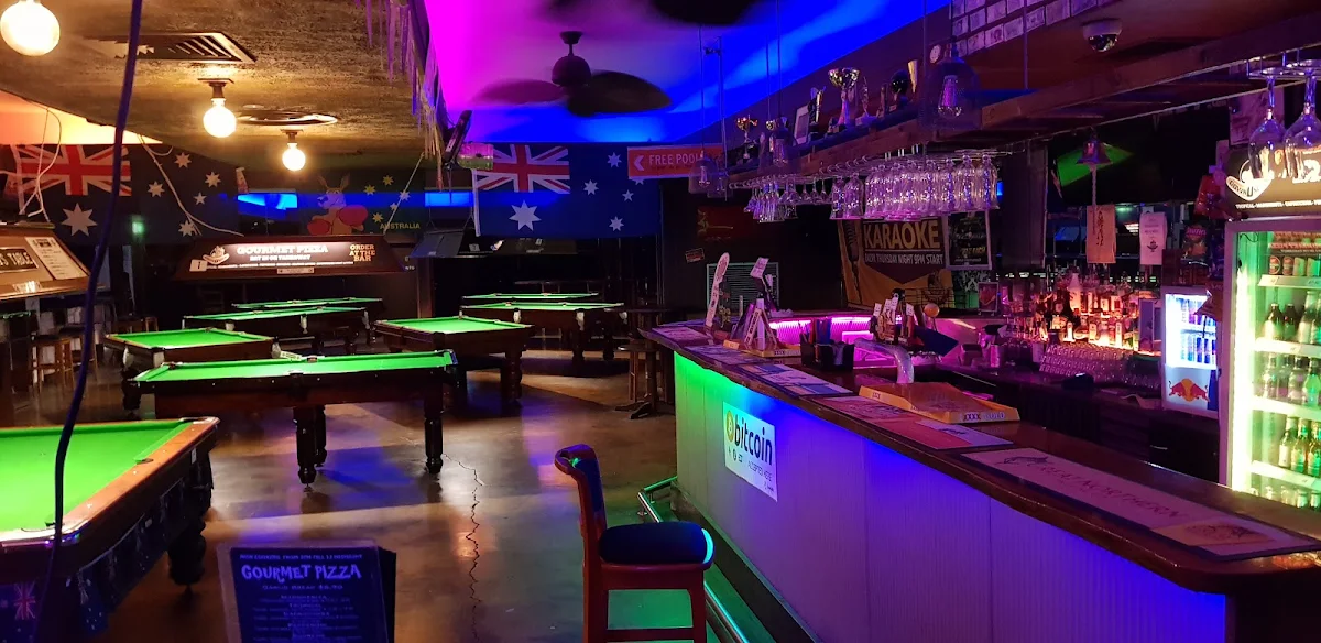 Vibe, The Downunder Bar