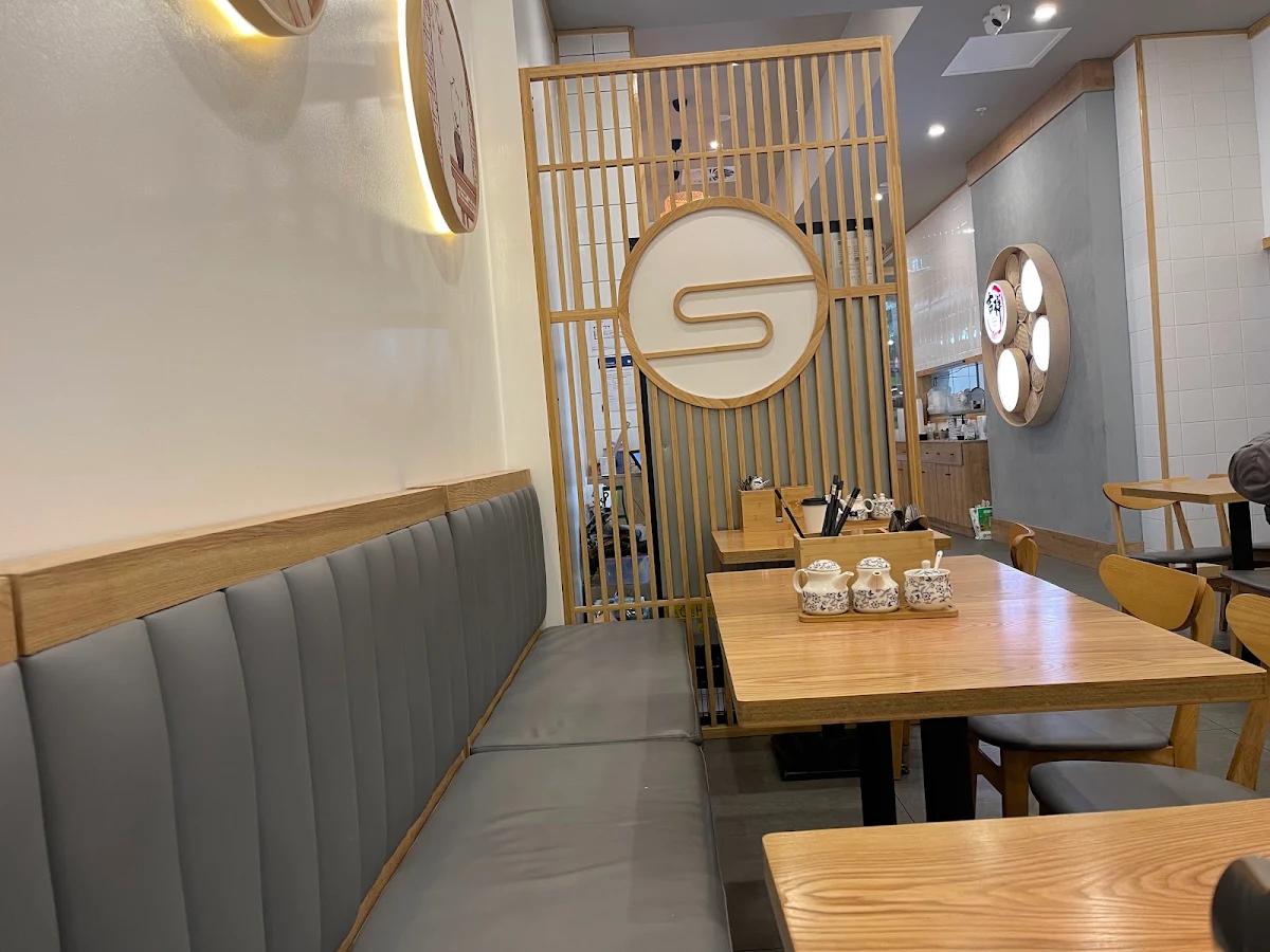 Vibe, Lucky Dumpling Kitchen M-City