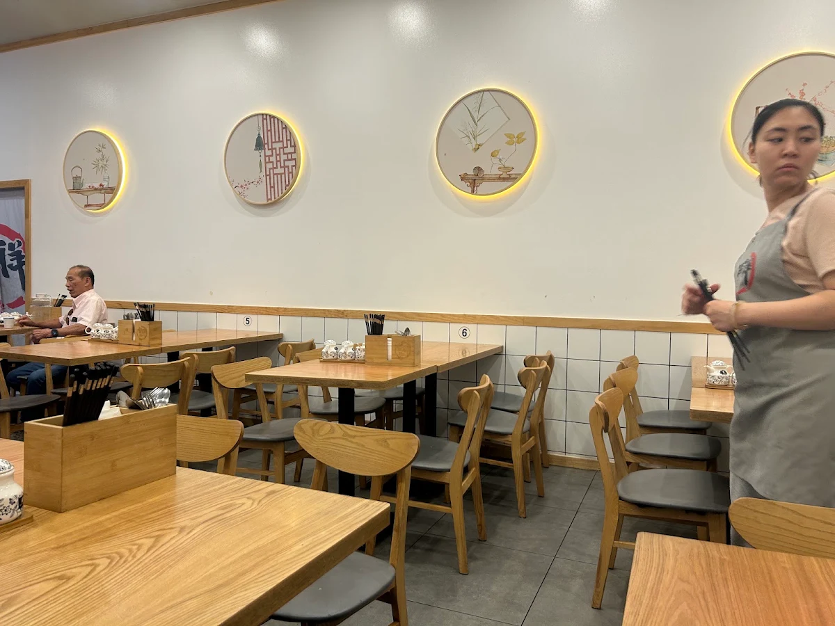 Vibe, Lucky Dumpling Kitchen M-City