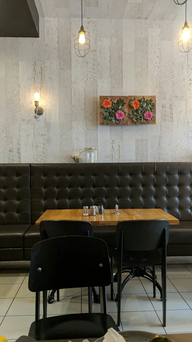 Vibe, 7th Heaven Cafe Sutherland