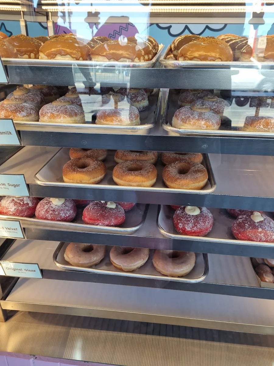 Vibe, The Doughnut Nest