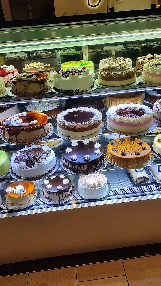 Vibe, Sergios Bankstown