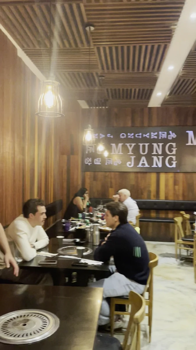 Vibe, Myung jang and Obaltan restaurant