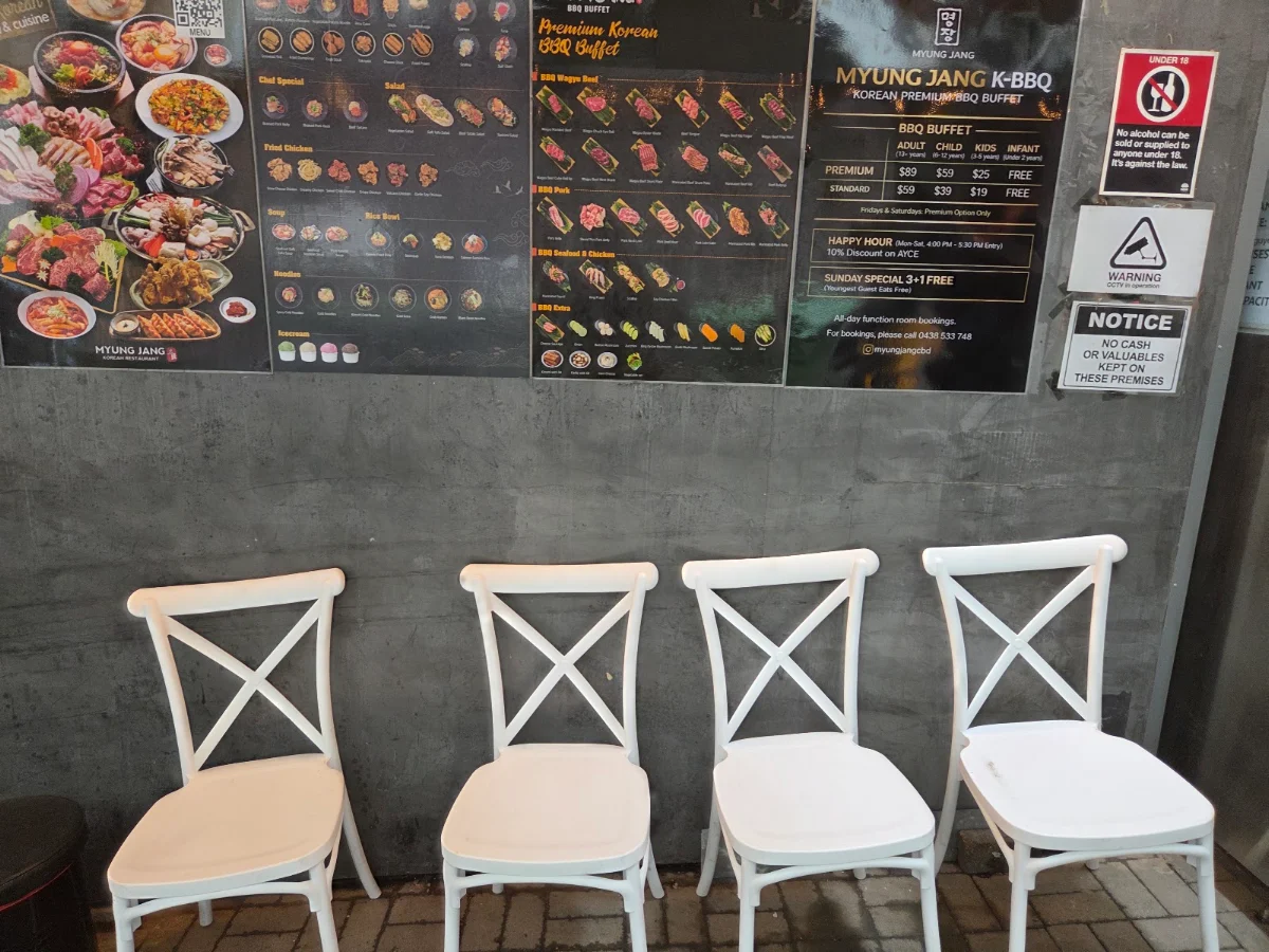 Vibe, Myung jang and Obaltan restaurant