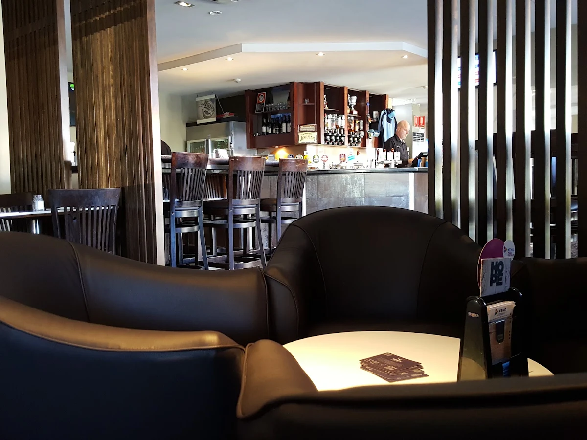 Vibe, General Roberts Hotel