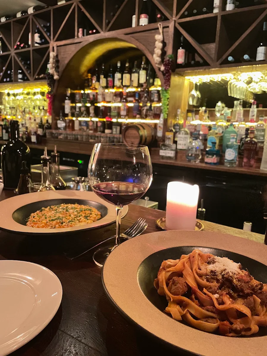 Food & drink, Pino Vino e Cucina Alexandria