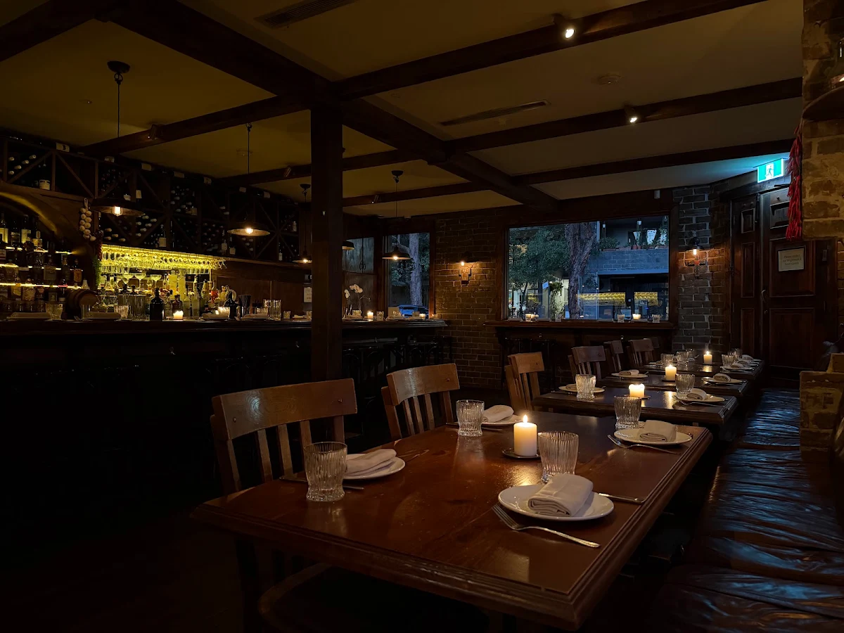 Vibe, Pino Vino e Cucina Alexandria